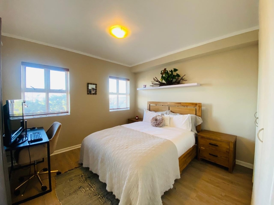 To Let 2 Bedroom Property for Rent in Royal Ascot Western Cape